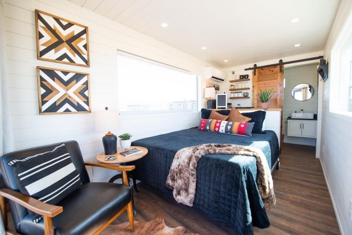 New The Buffalo-Shipping Container In Alpine Exterior foto